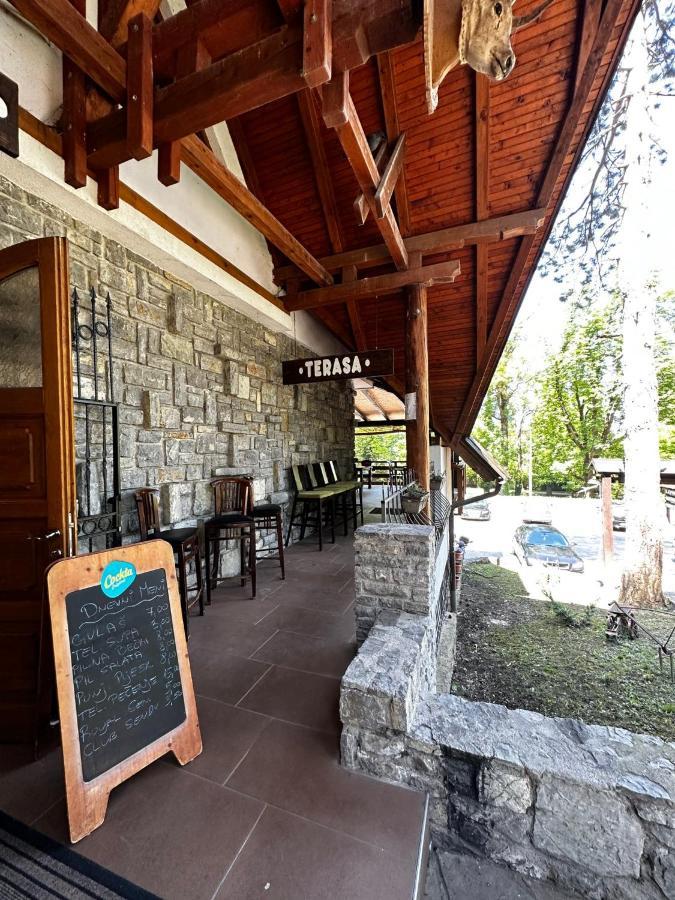 Prenociste/Restoran Lovac Hotel Bihać Exterior foto